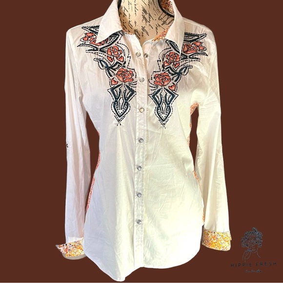 Roar Embroidered & Embellished  Western Snapped Blouse Size L - Picture 4 of 10